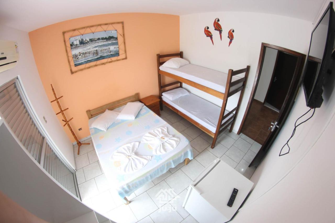 Pousada Ju&Ju A 400 Mts Da Praia Pontal do Parana Ngoại thất bức ảnh
